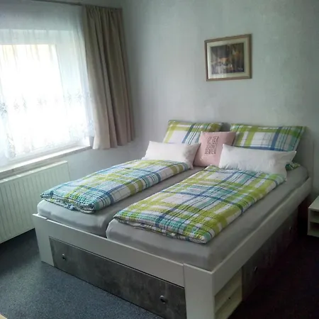 Zur Schlinge Fogadó Siebenhitz